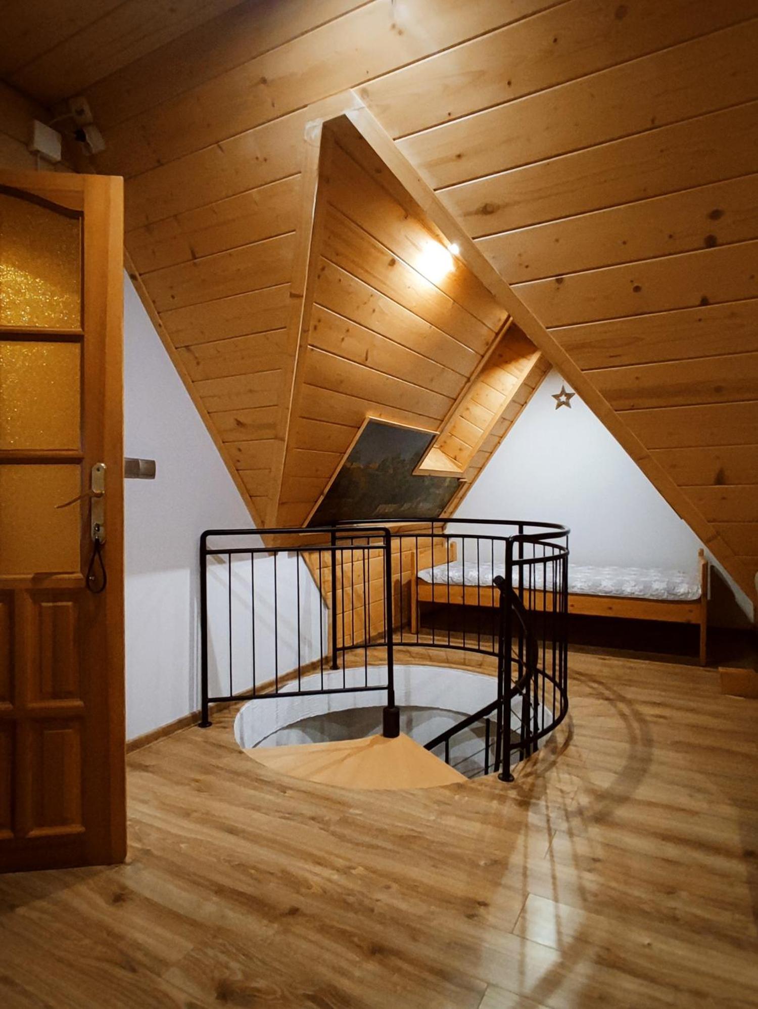 Apartamenty Magiczny Kacik ポロニン エクステリア 写真